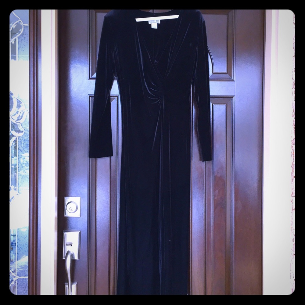 Bobbie Bee size 12 black long sleeved gown